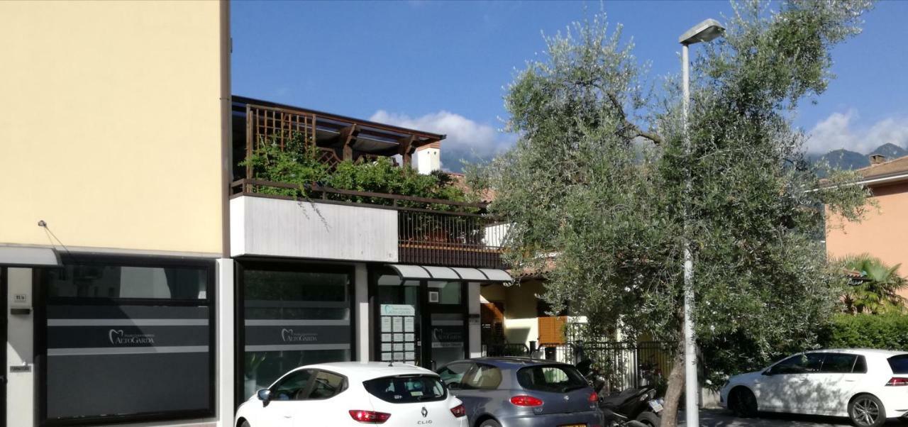 Appartamento La Terrazza Arco Eksteriør billede